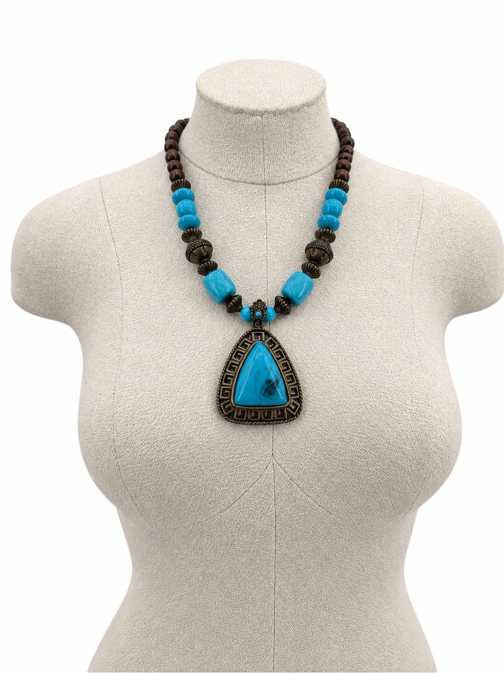 Costume Necklace Turquoise Tone Bead Statement Southwest Style Pendant Necklace